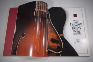 The Ultimate Guitar Book (04)